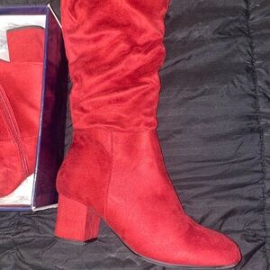 Elegant Wine Suede Women's Boots